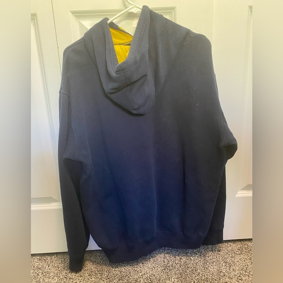 UofM Hoodie Médium - Picture 2 of 4